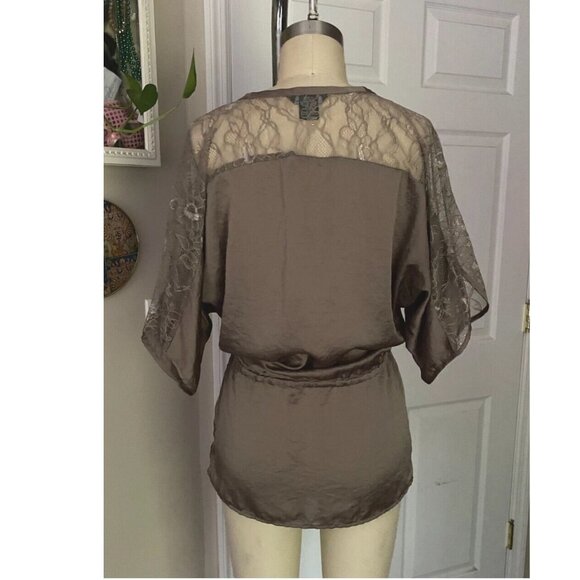 VICTORIA'S SECRET Taupe Lace trim Smocked Waist Slouch tunic T-Shirt *X-SMALL* - Picture 4 of 5